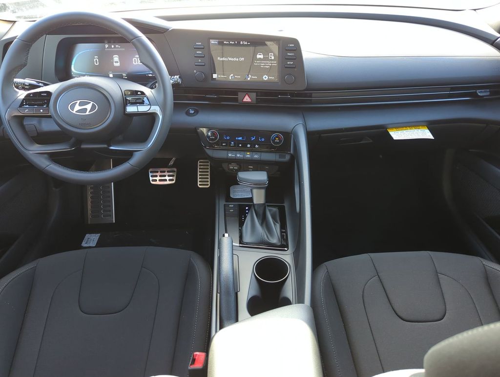 Thumbnail: 2026 Hyundai Elantra - 9