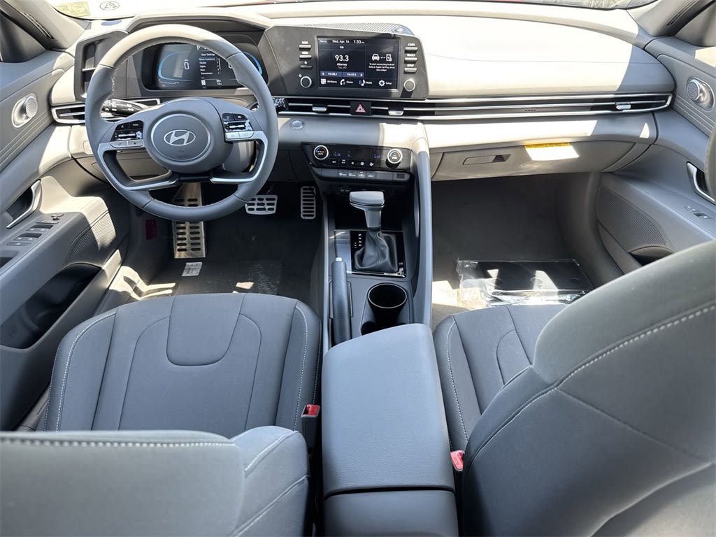 Thumbnail: 2025 Hyundai Elantra - 2