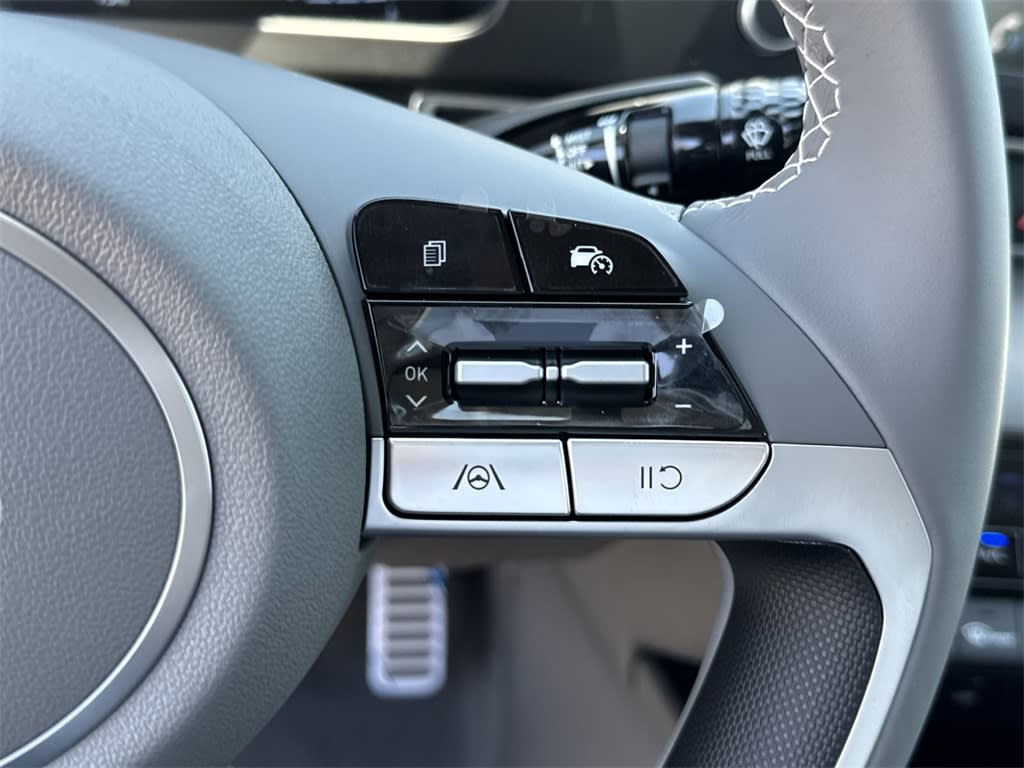 Thumbnail: 2025 Hyundai Elantra - 28