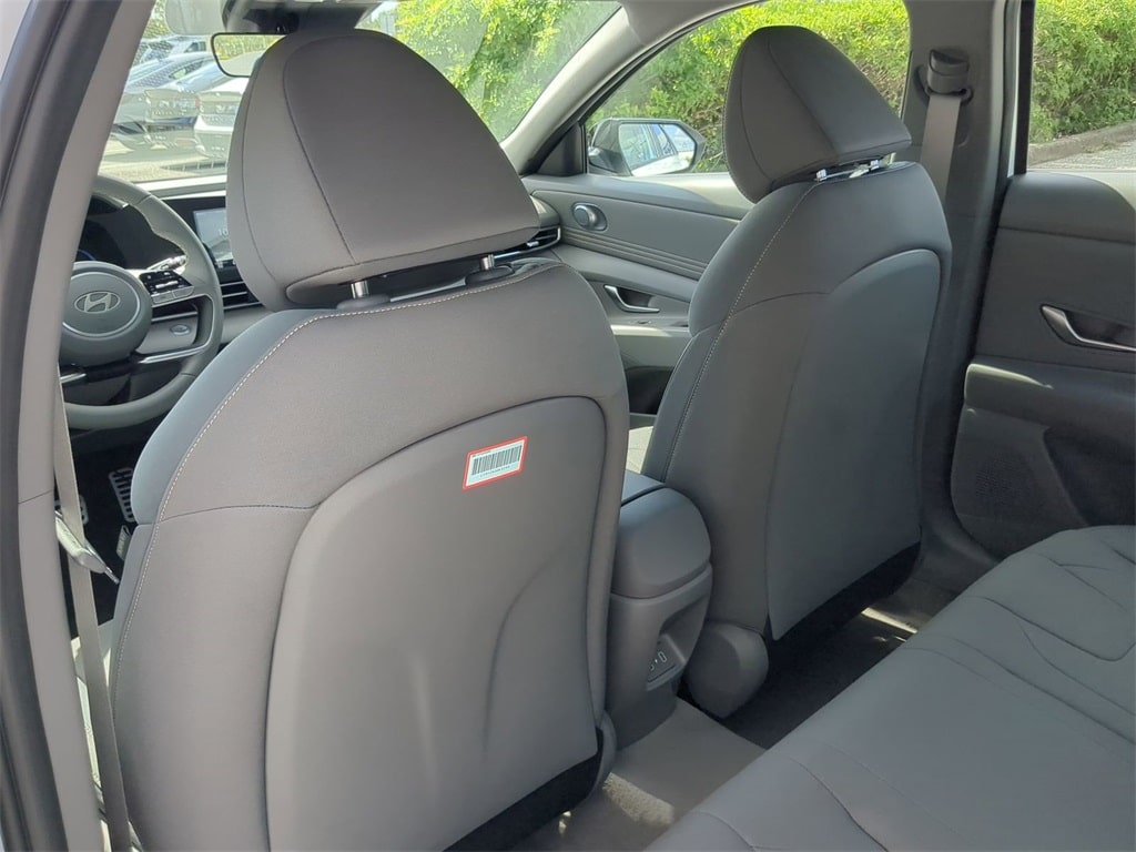 Thumbnail: 2026 Hyundai Elantra - 11