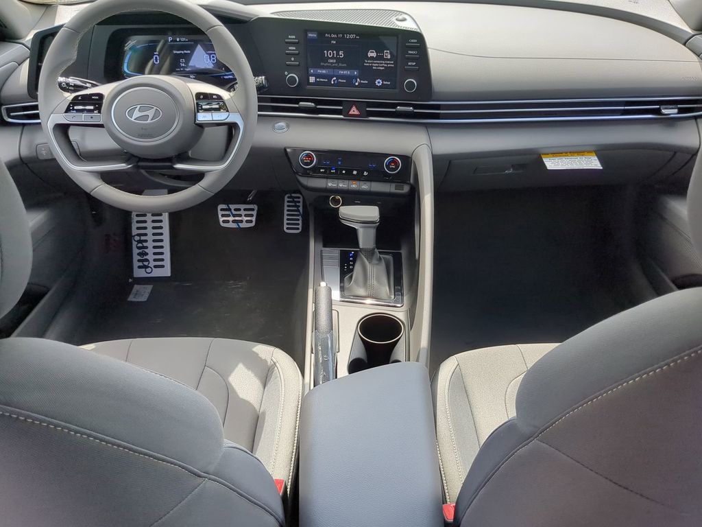 Thumbnail: 2026 Hyundai Elantra - 9