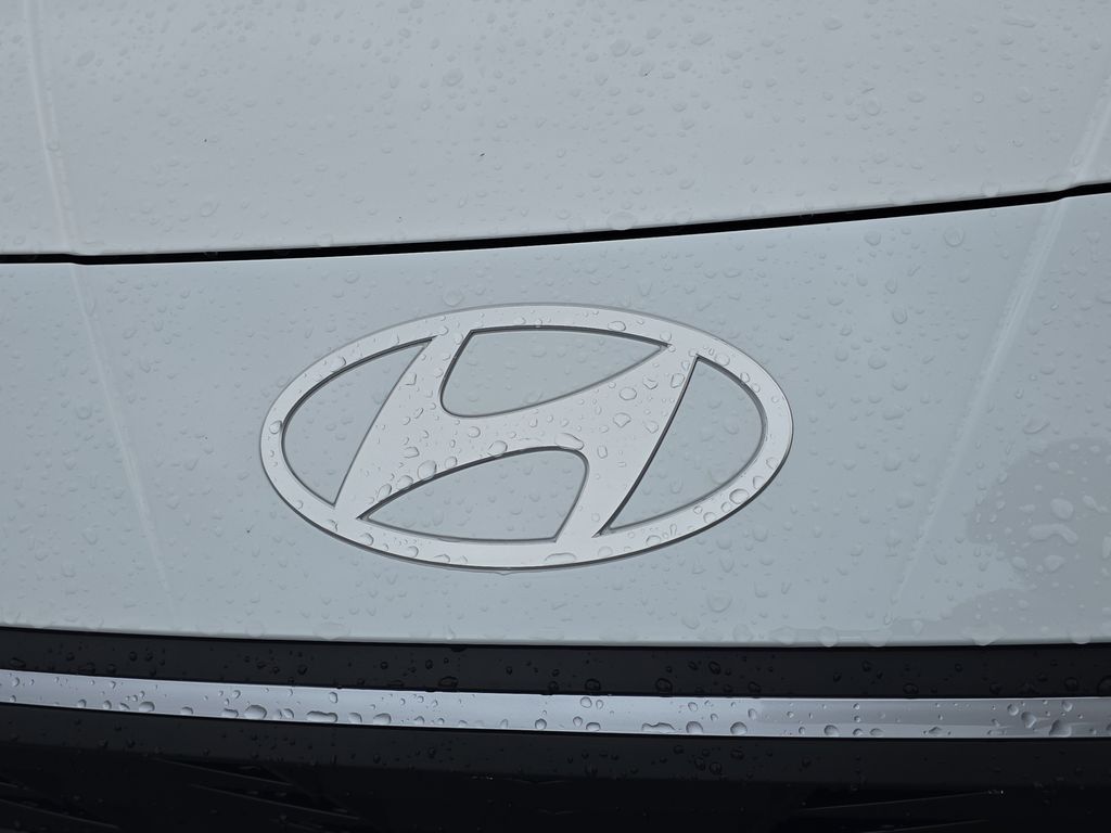 Thumbnail: 2026 Hyundai Elantra - 22