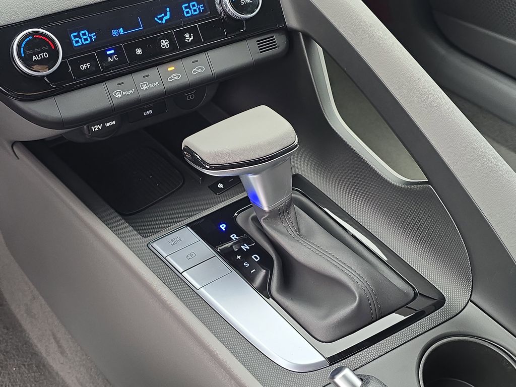 Thumbnail: 2026 Hyundai Elantra - 15