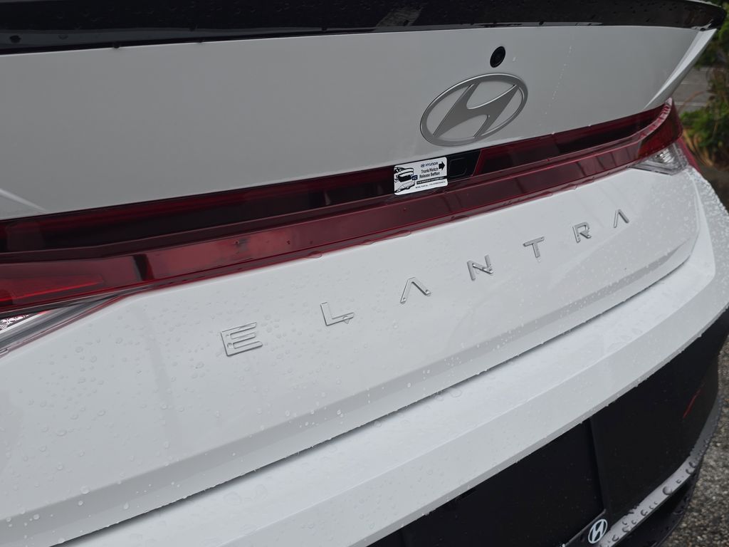 Thumbnail: 2026 Hyundai Elantra - 23