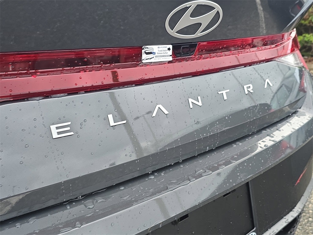 Thumbnail: 2026 Hyundai Elantra - 22