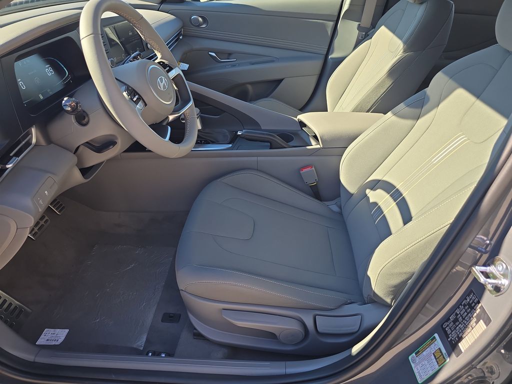Thumbnail: 2026 Hyundai Elantra - 10