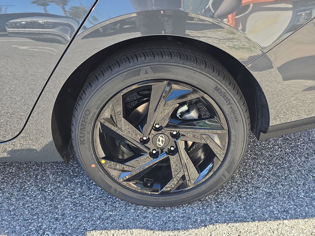 Thumbnail: 2026 Hyundai Elantra - 8