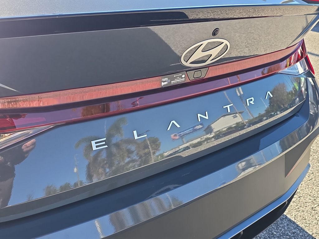 Thumbnail: 2026 Hyundai Elantra - 21
