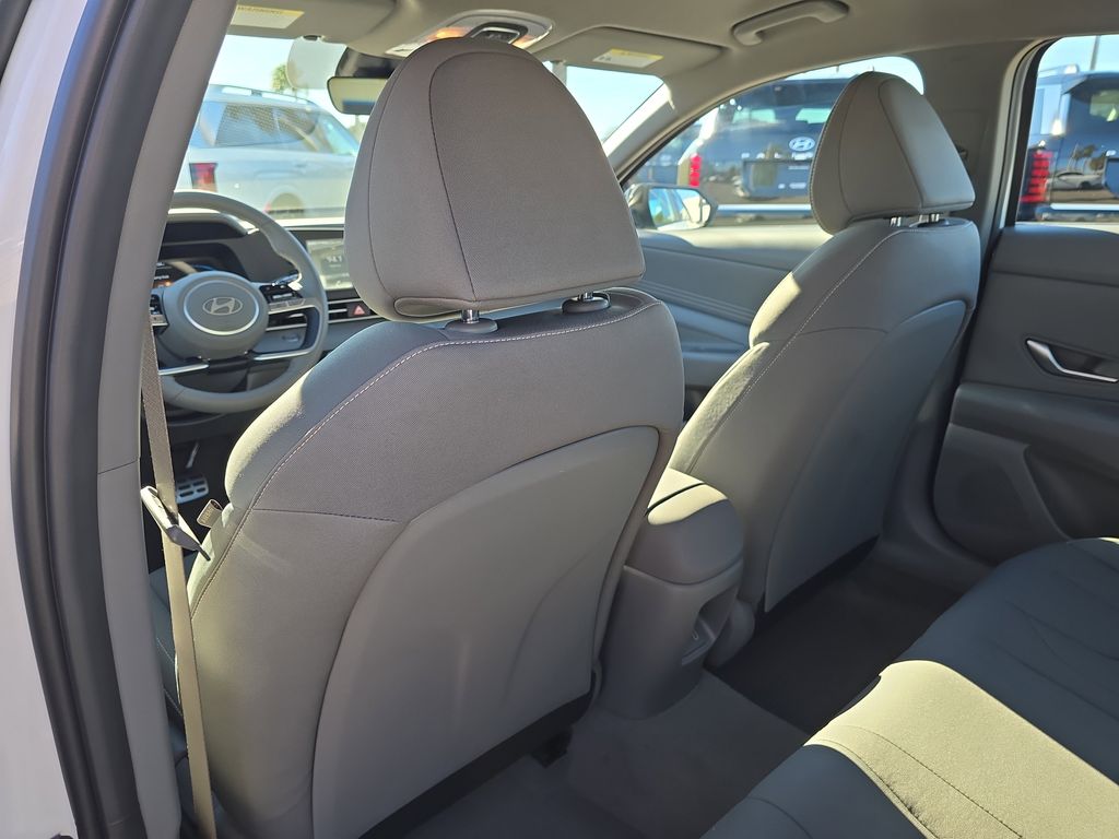 Thumbnail: 2026 Hyundai Elantra - 12