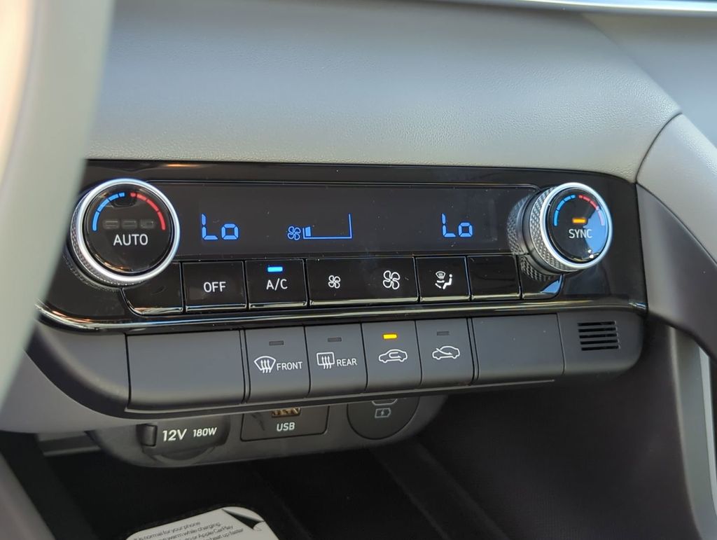 Thumbnail: 2026 Hyundai Elantra - 32