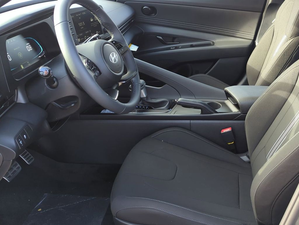 Thumbnail: 2026 Hyundai Elantra - 10