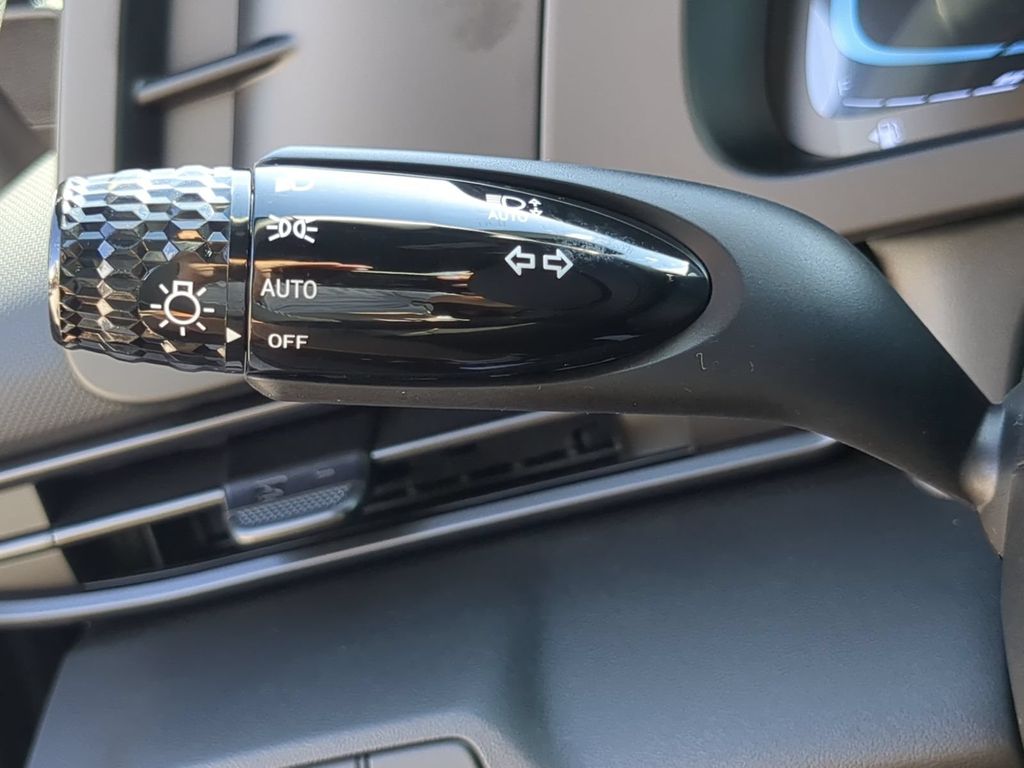 Thumbnail: 2026 Hyundai Elantra - 13