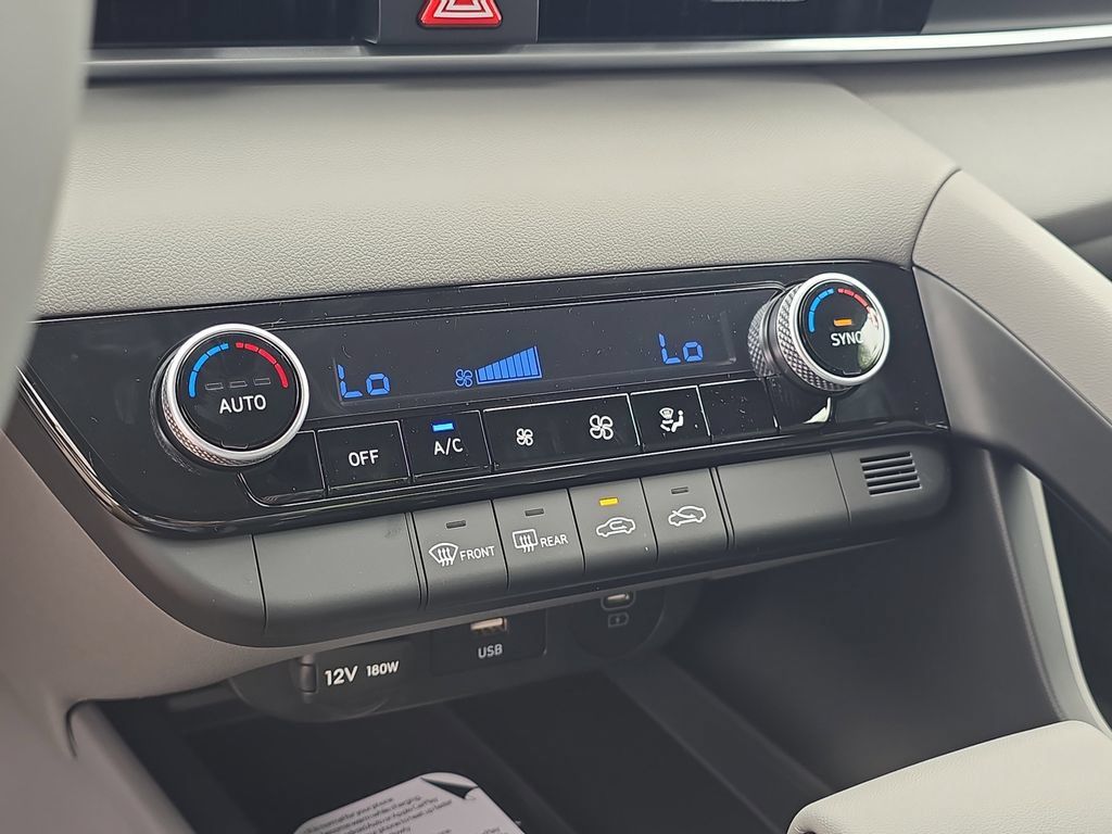 Thumbnail: 2026 Hyundai Elantra - 32