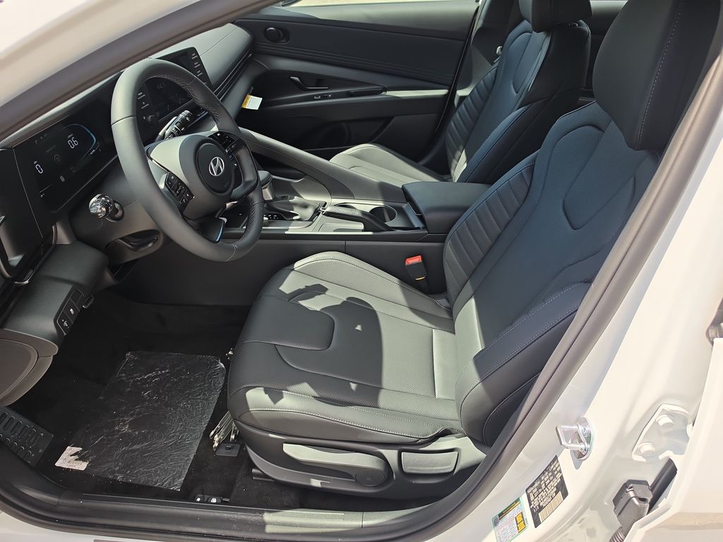 Thumbnail: 2026 Hyundai Elantra - 9