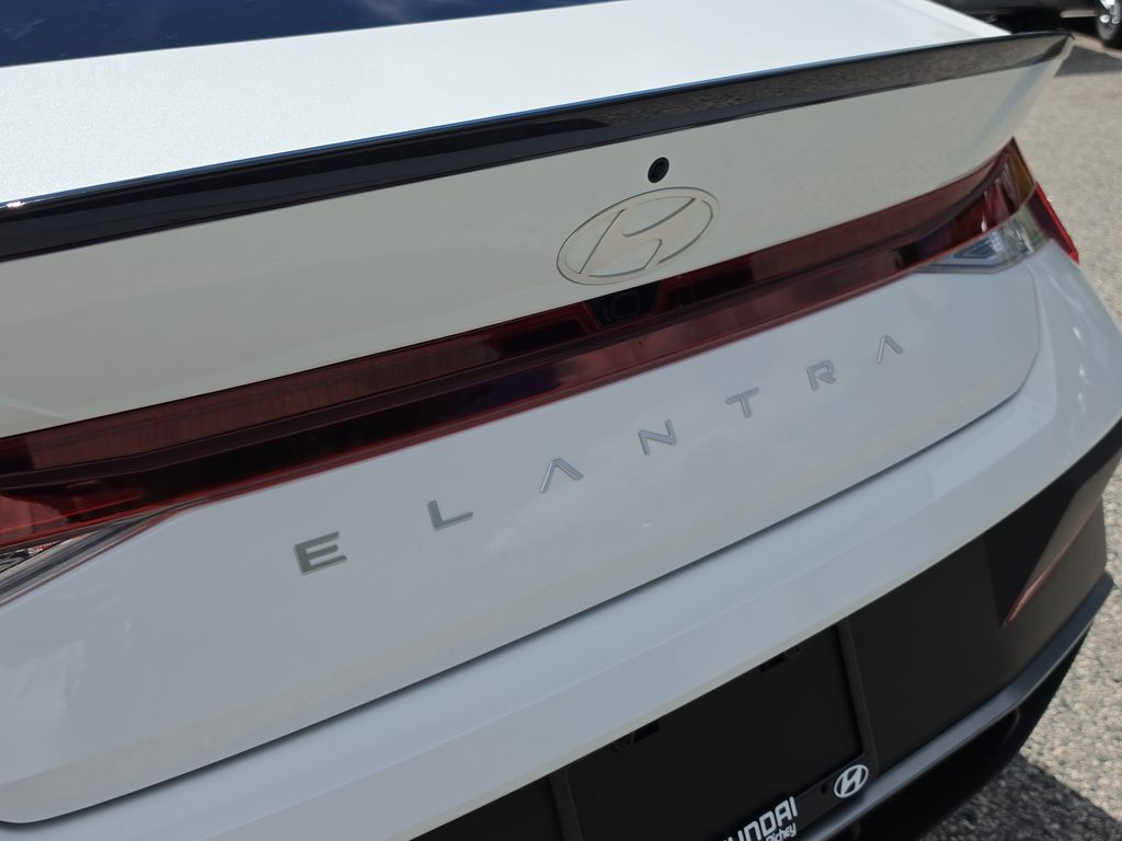 Thumbnail: 2026 Hyundai Elantra - 22