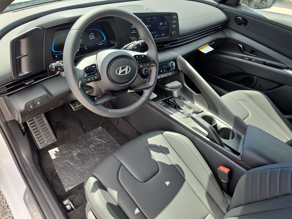 Thumbnail: 2026 Hyundai Elantra - 2