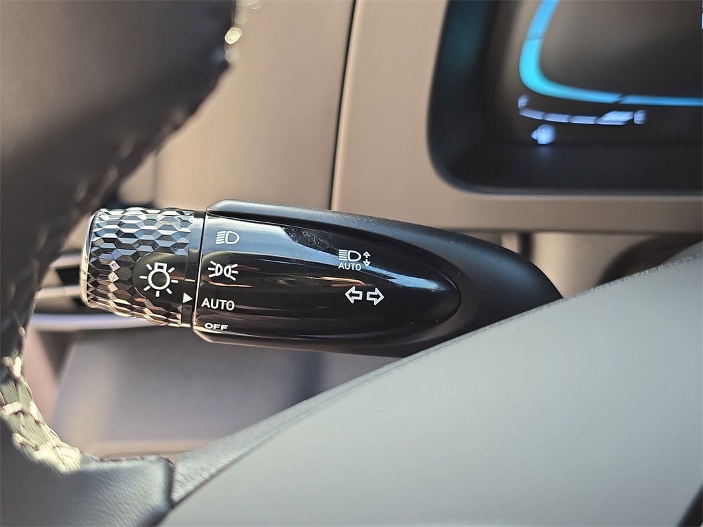 Thumbnail: 2026 Hyundai Elantra - 18