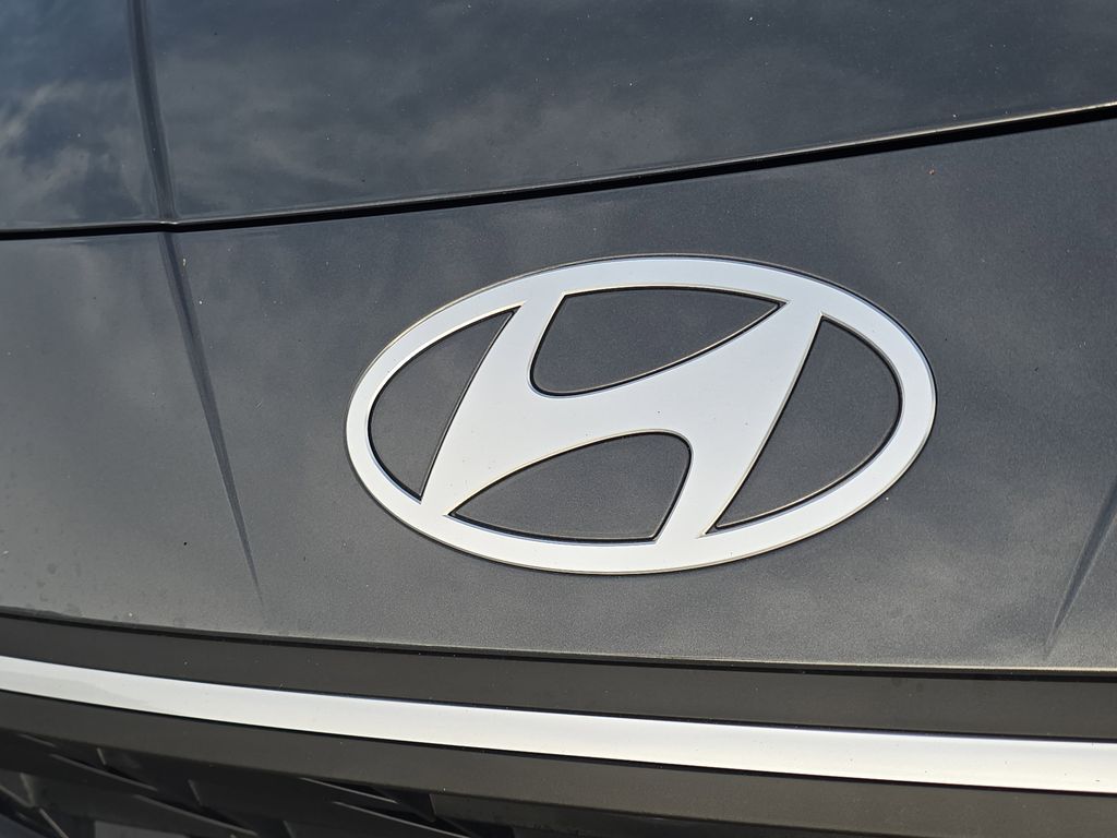 Thumbnail: 2026 Hyundai Elantra - 22