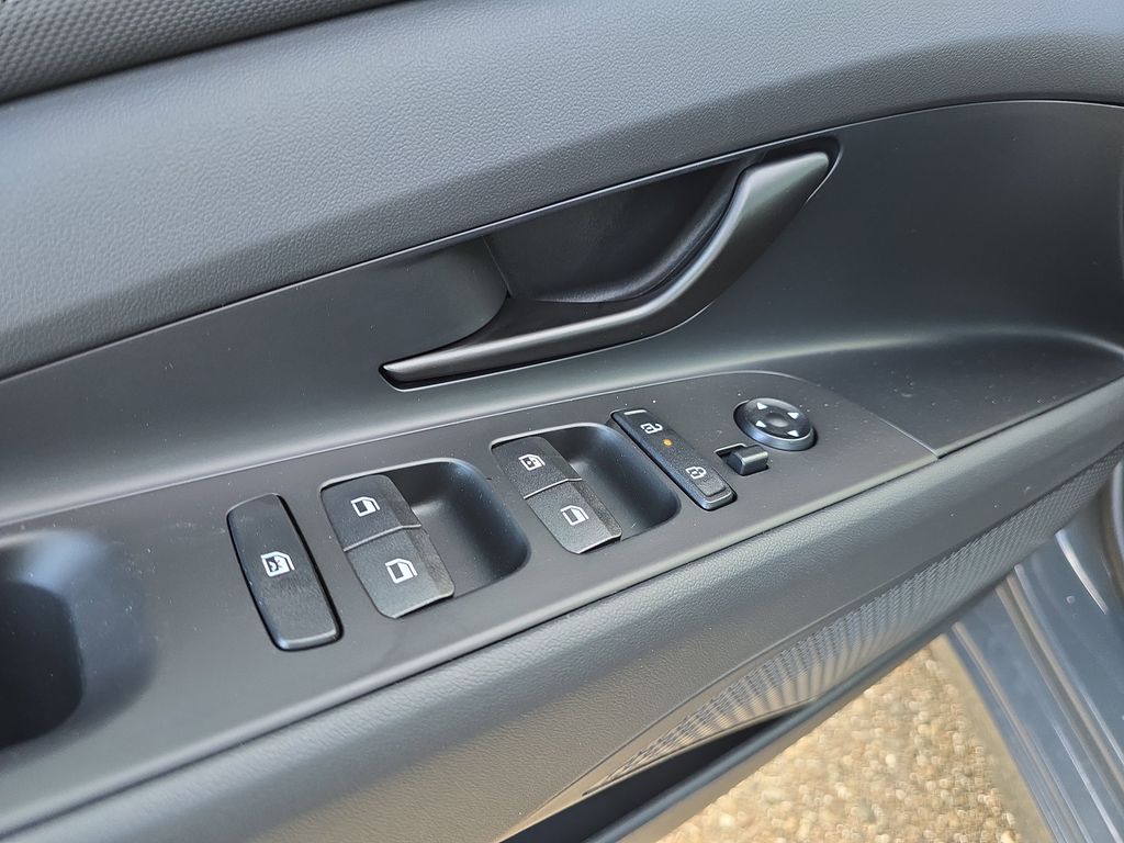 Thumbnail: 2026 Hyundai Elantra - 23