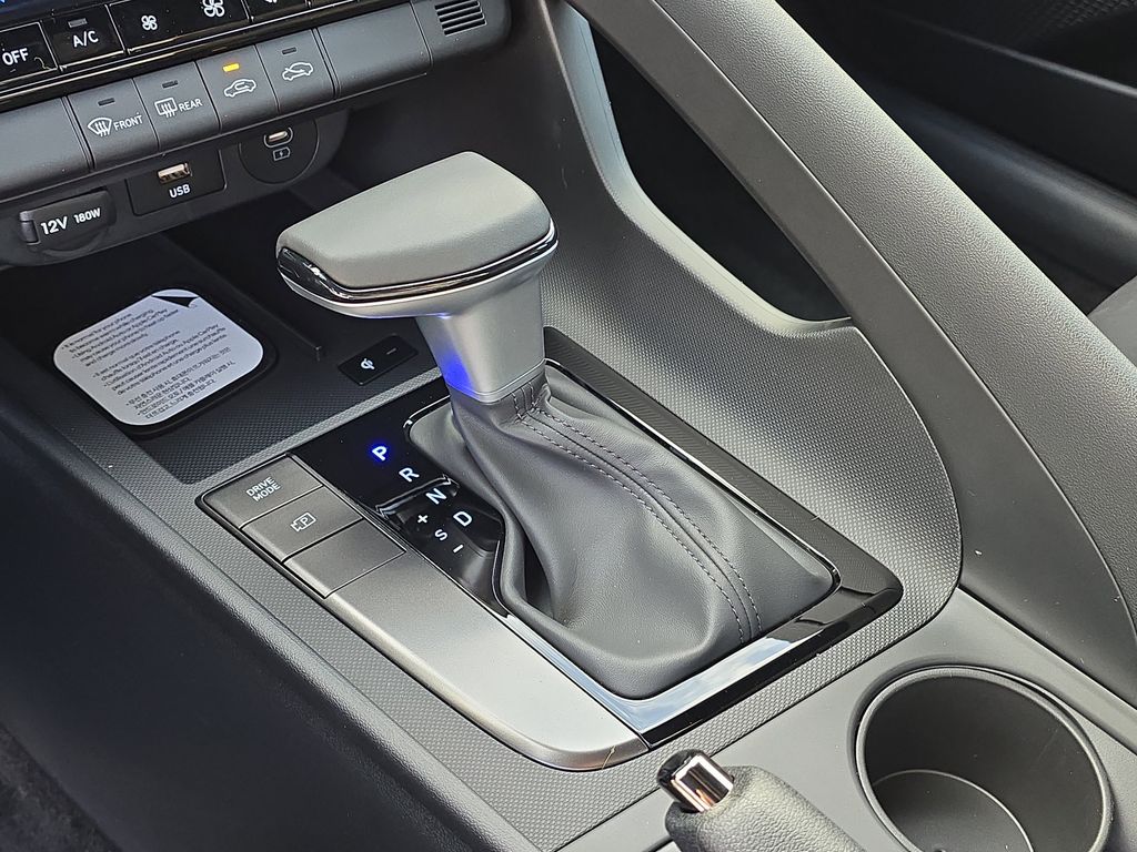 Thumbnail: 2026 Hyundai Elantra - 15