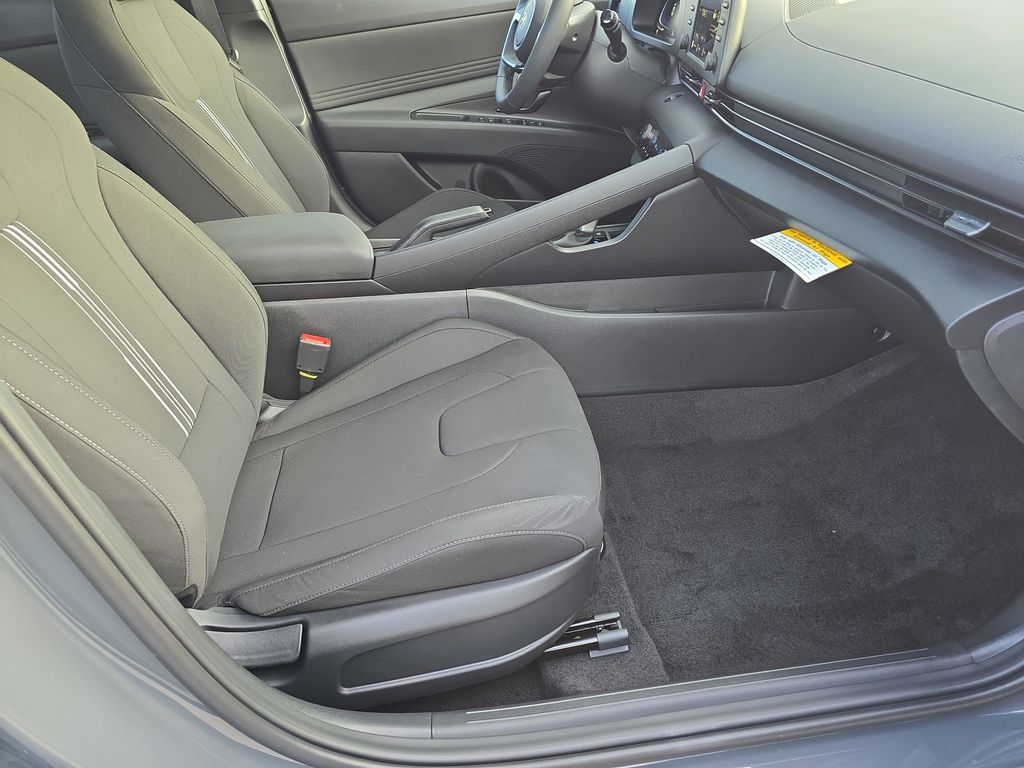 Thumbnail: 2026 Hyundai Elantra - 11