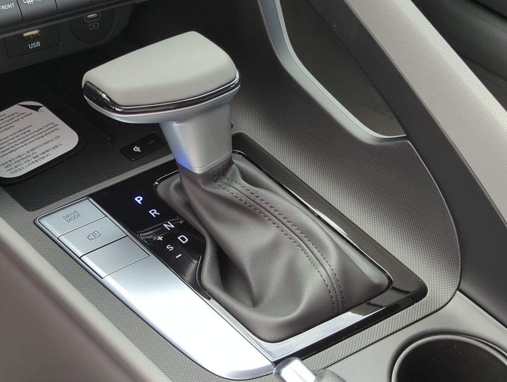 Thumbnail: 2026 Hyundai Elantra - 33