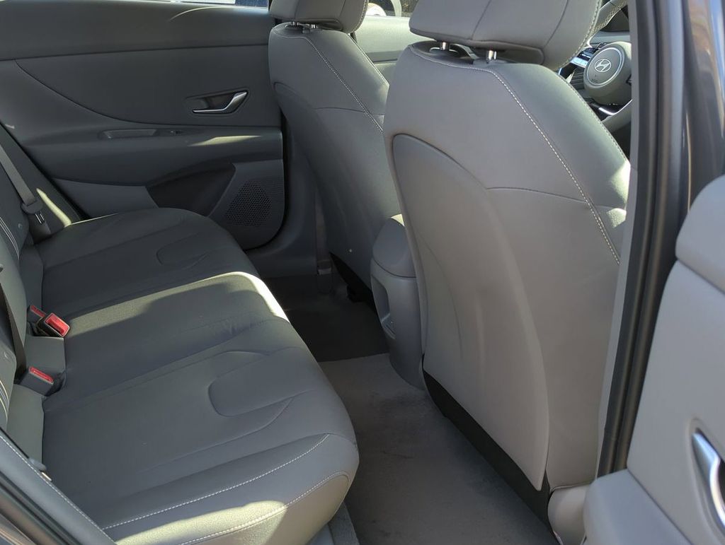 Thumbnail: 2026 Hyundai Elantra - 26