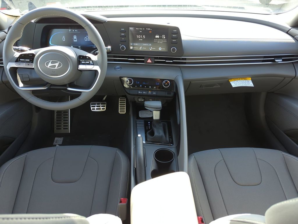 Thumbnail: 2026 Hyundai Elantra - 9