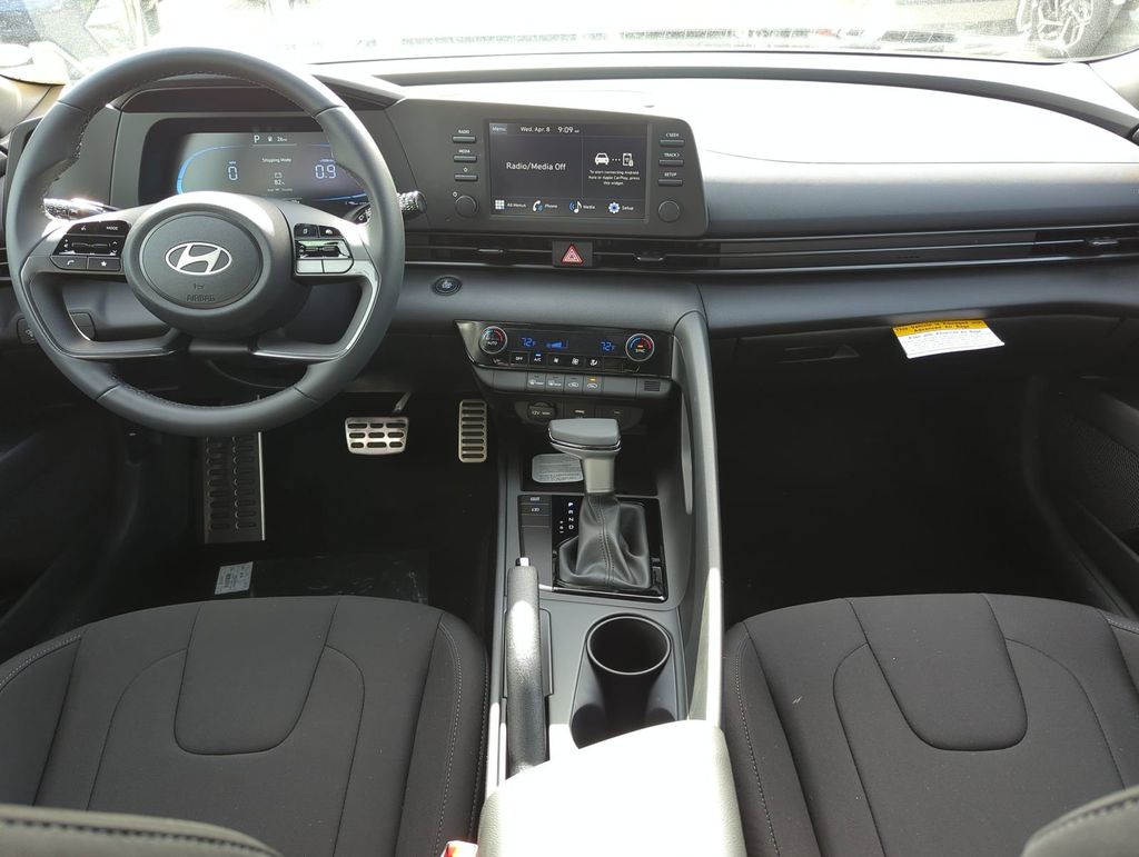 Thumbnail: 2026 Hyundai Elantra - 13