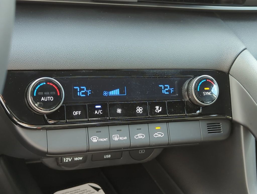 Thumbnail: 2026 Hyundai Elantra - 33