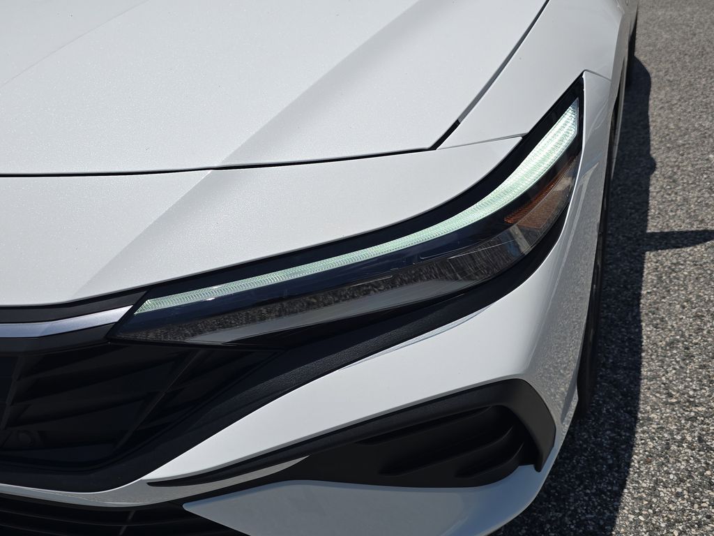 Thumbnail: 2026 Hyundai Elantra - 21