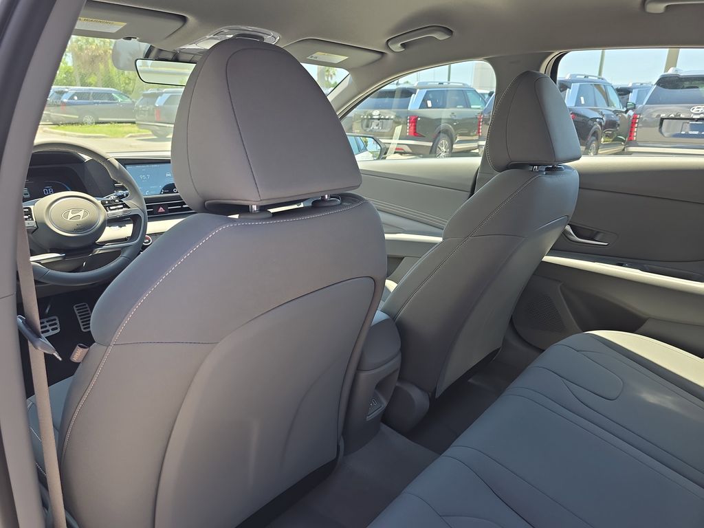 Thumbnail: 2026 Hyundai Elantra - 10