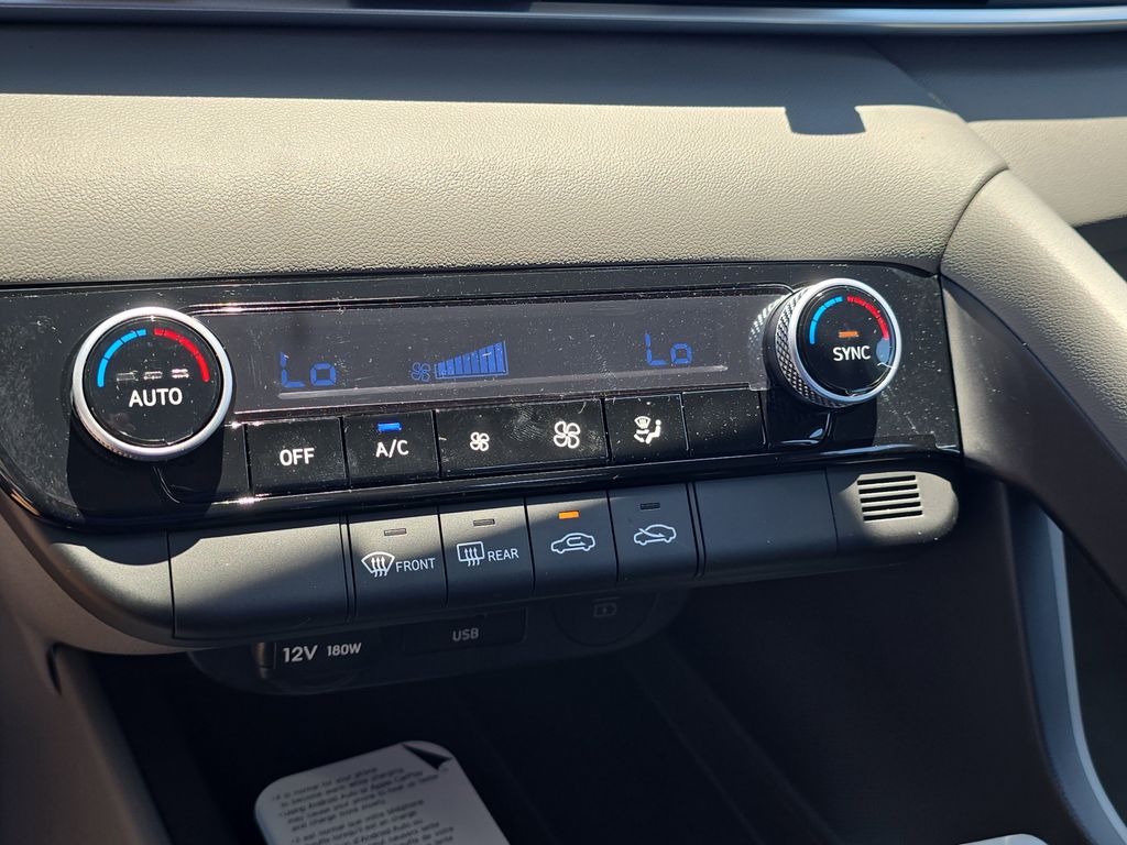 Thumbnail: 2026 Hyundai Elantra - 32