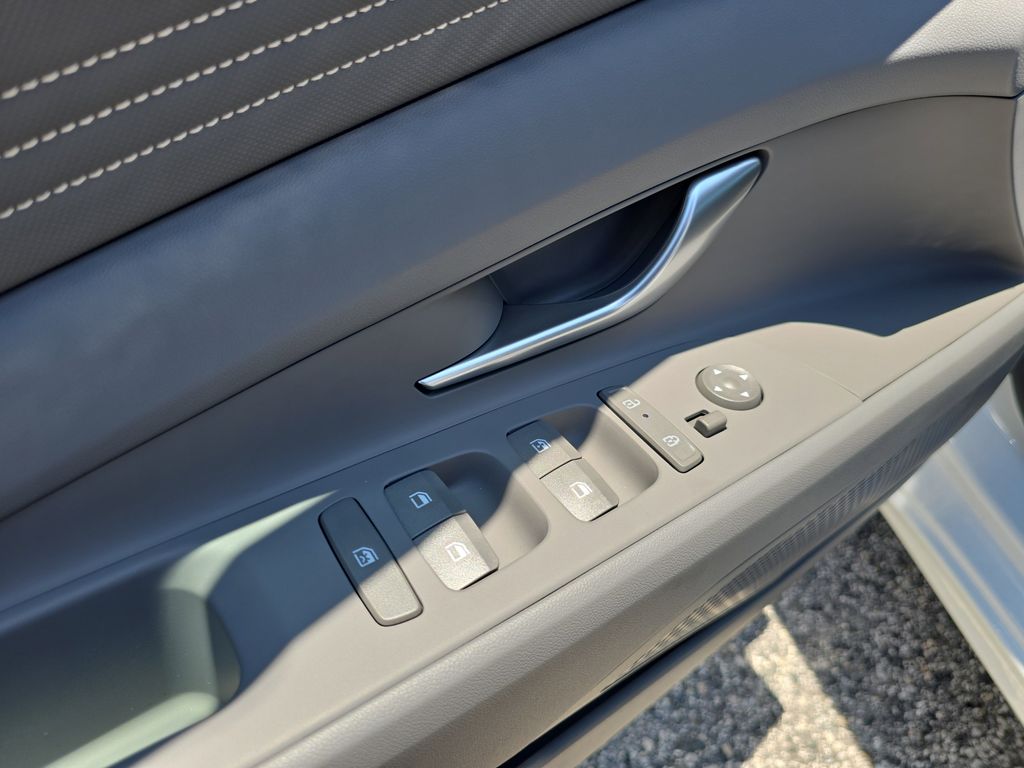 Thumbnail: 2026 Hyundai Elantra - 23