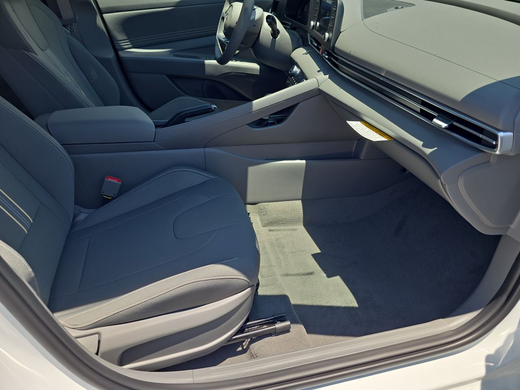 Thumbnail: 2026 Hyundai Elantra - 25
