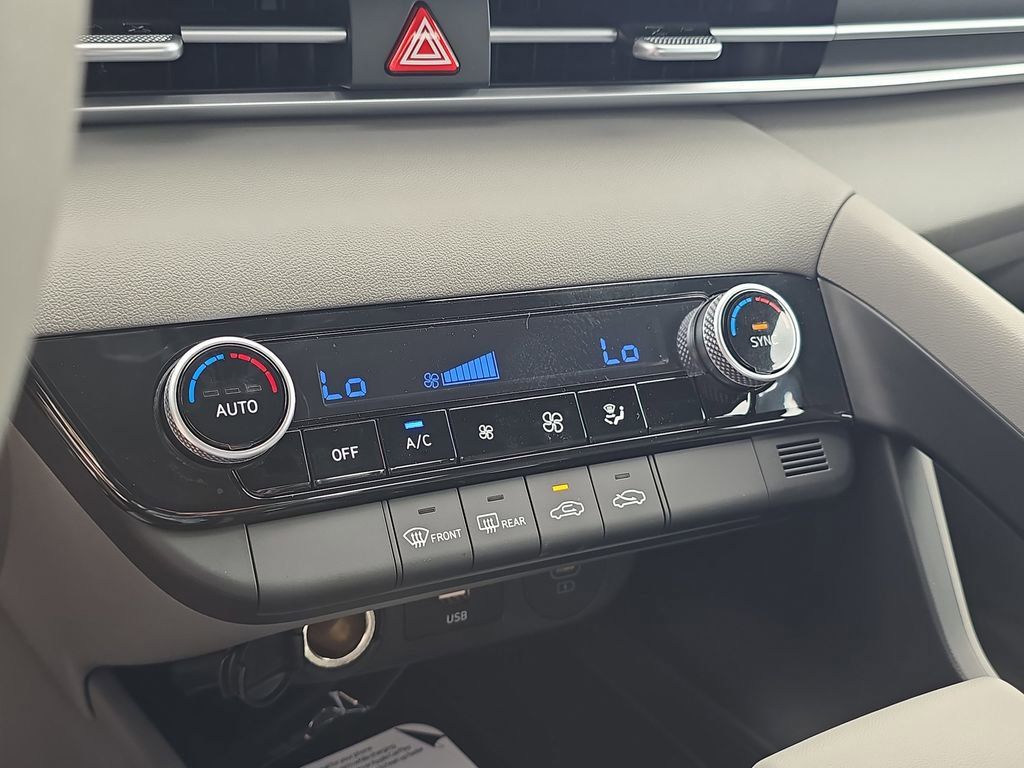 Thumbnail: 2026 Hyundai Elantra - 32