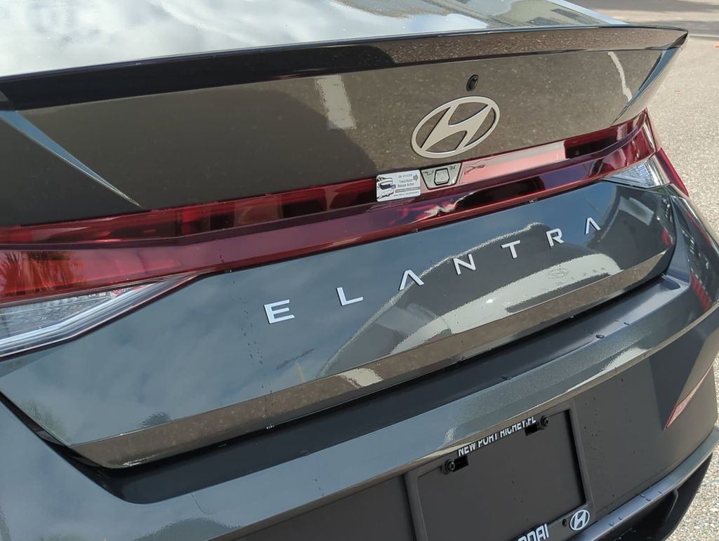 Thumbnail: 2026 Hyundai Elantra - 22