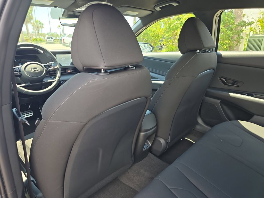 Thumbnail: 2026 Hyundai Elantra - 11