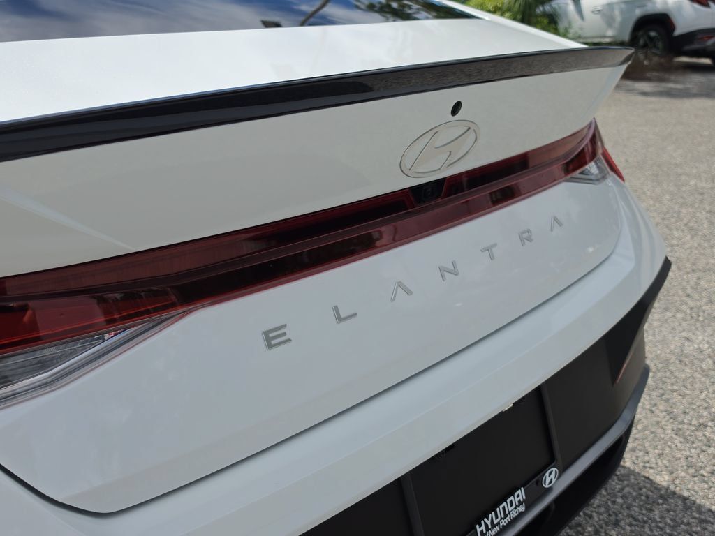 Thumbnail: 2026 Hyundai Elantra - 22