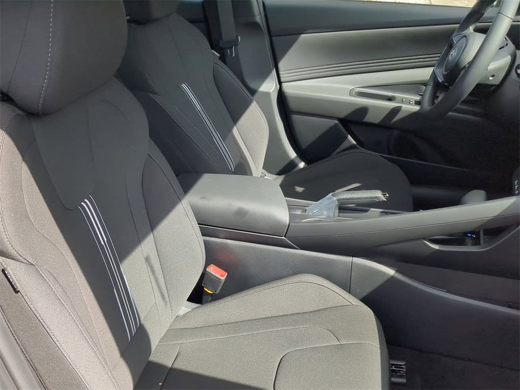 Thumbnail: 2026 Hyundai Elantra - 25