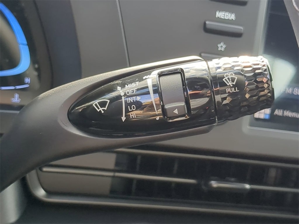 Thumbnail: 2026 Hyundai Elantra - 7