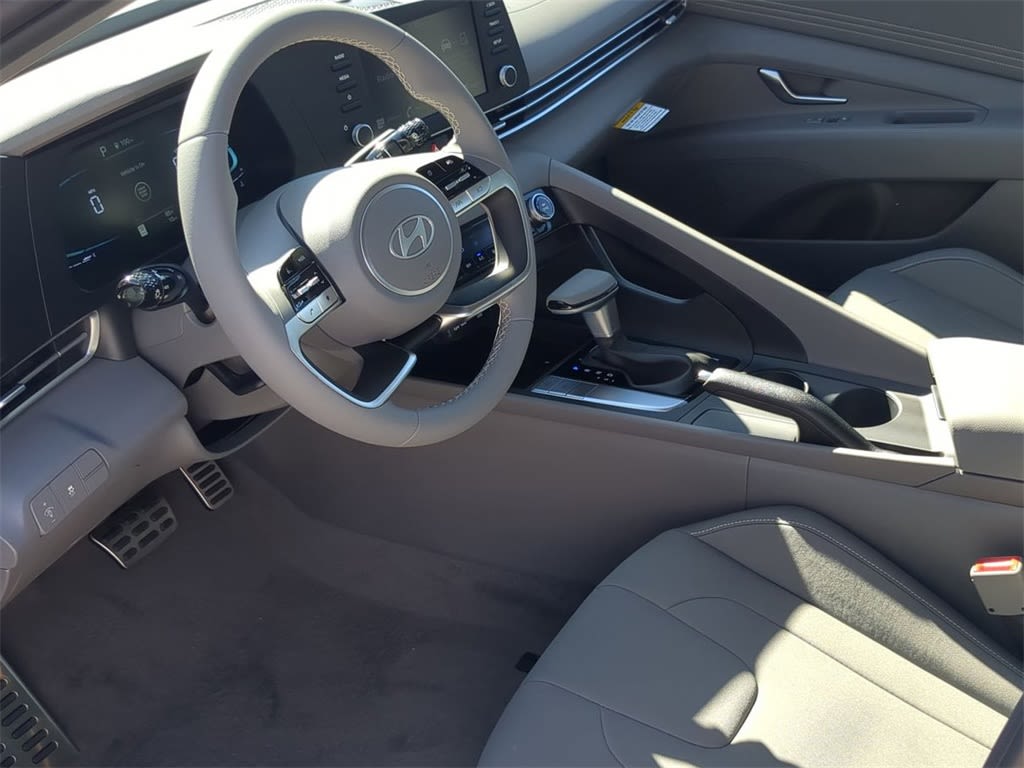 Thumbnail: 2026 Hyundai Elantra - 2