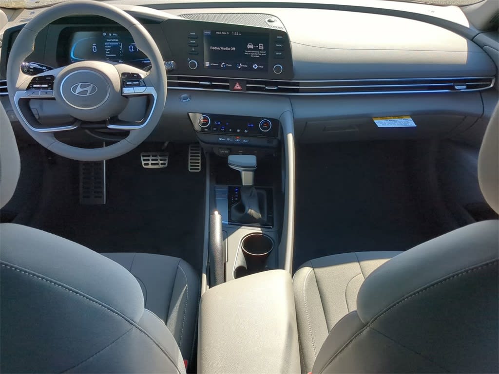 Thumbnail: 2026 Hyundai Elantra - 9