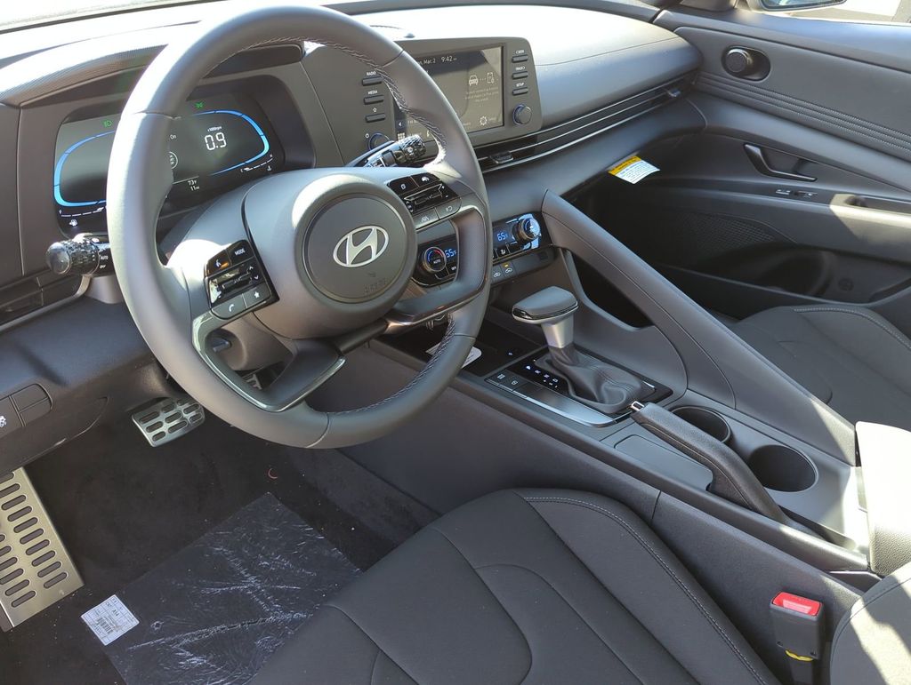 Thumbnail: 2026 Hyundai Elantra - 2