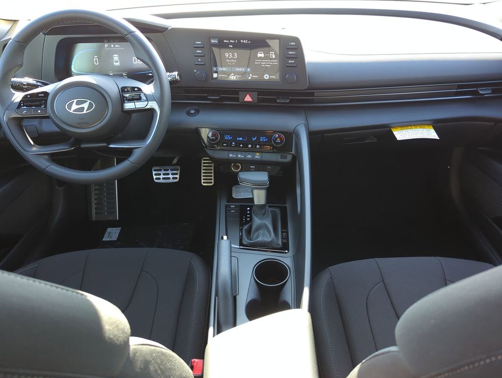 Thumbnail: 2026 Hyundai Elantra - 9