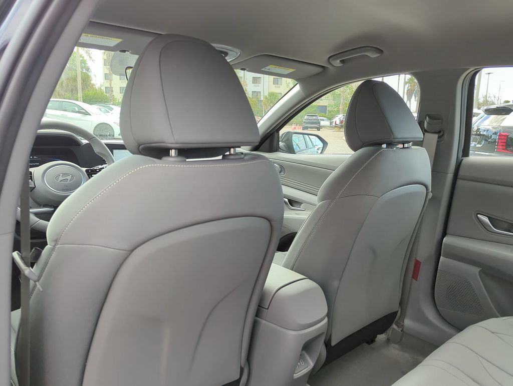 Thumbnail: 2026 Hyundai Elantra - 11