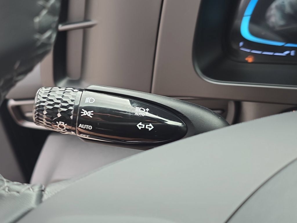Thumbnail: 2026 Hyundai Elantra - 30