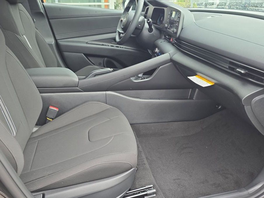 Thumbnail: 2026 Hyundai Elantra - 26