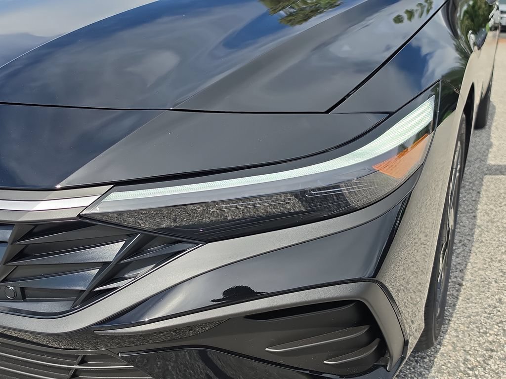 Thumbnail: 2026 Hyundai Elantra - 21