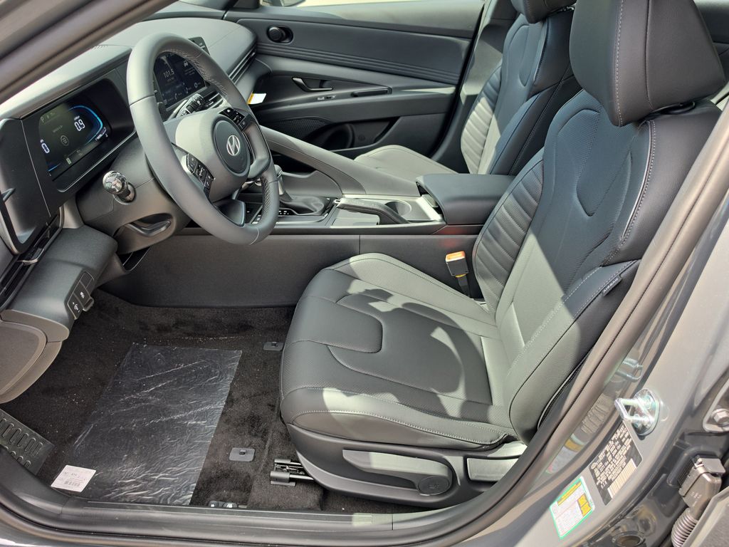 Thumbnail: 2026 Hyundai Elantra - 9
